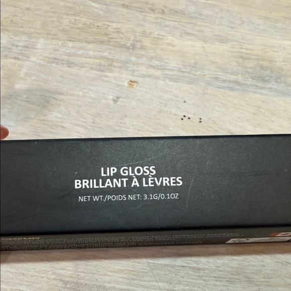 Laritzy Cosmetics Lip Gloss - light mauve - Picture 6 of 6